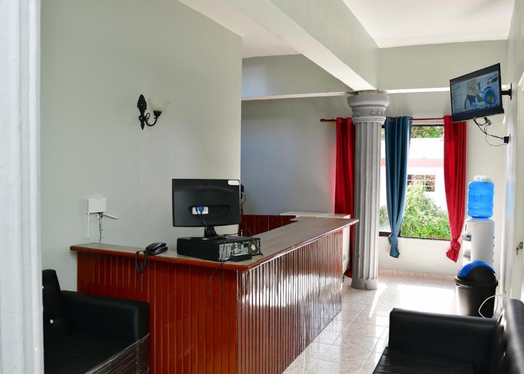 Hotel Freedom Нагуа Екстер'єр фото